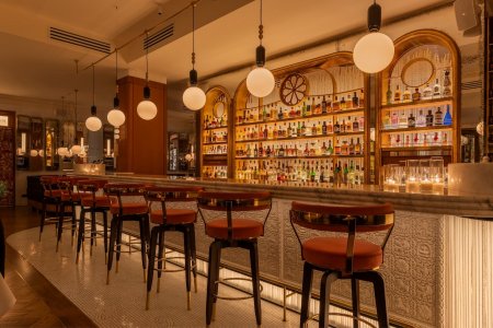 Michèle — a bar-restaurant